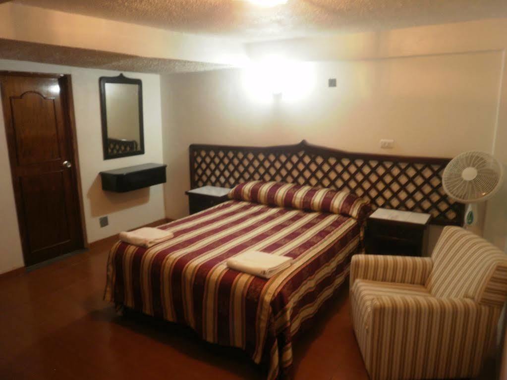 Hotel Atenas Τζαλάπα Εξωτερικό φωτογραφία